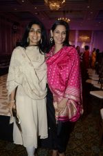 at Sahchari foundation show by designer Meera and Musaffar Ali on 22nd Oct 2012 (184).JPG